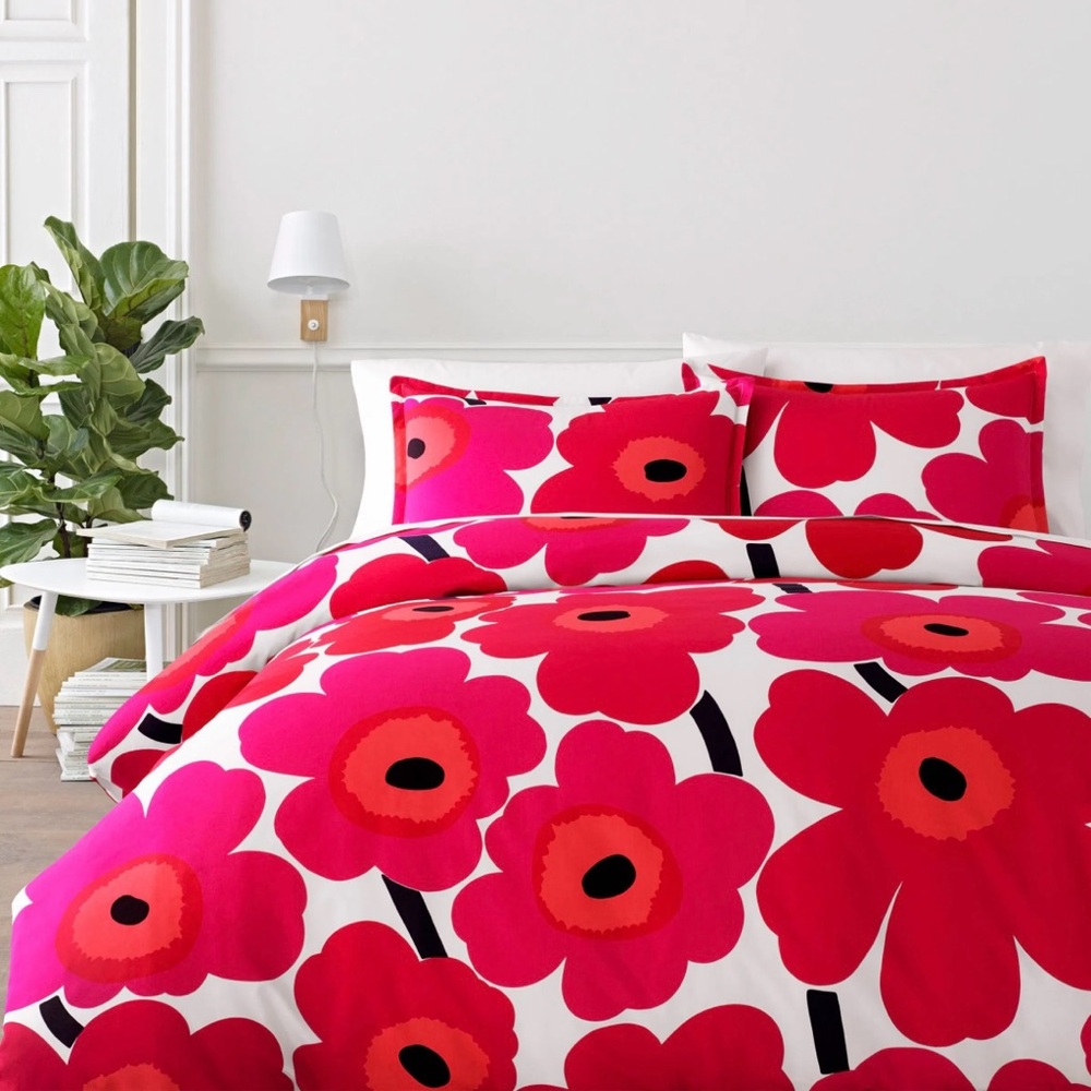 Marimekko Unikko King Duvet Cover (red/white)